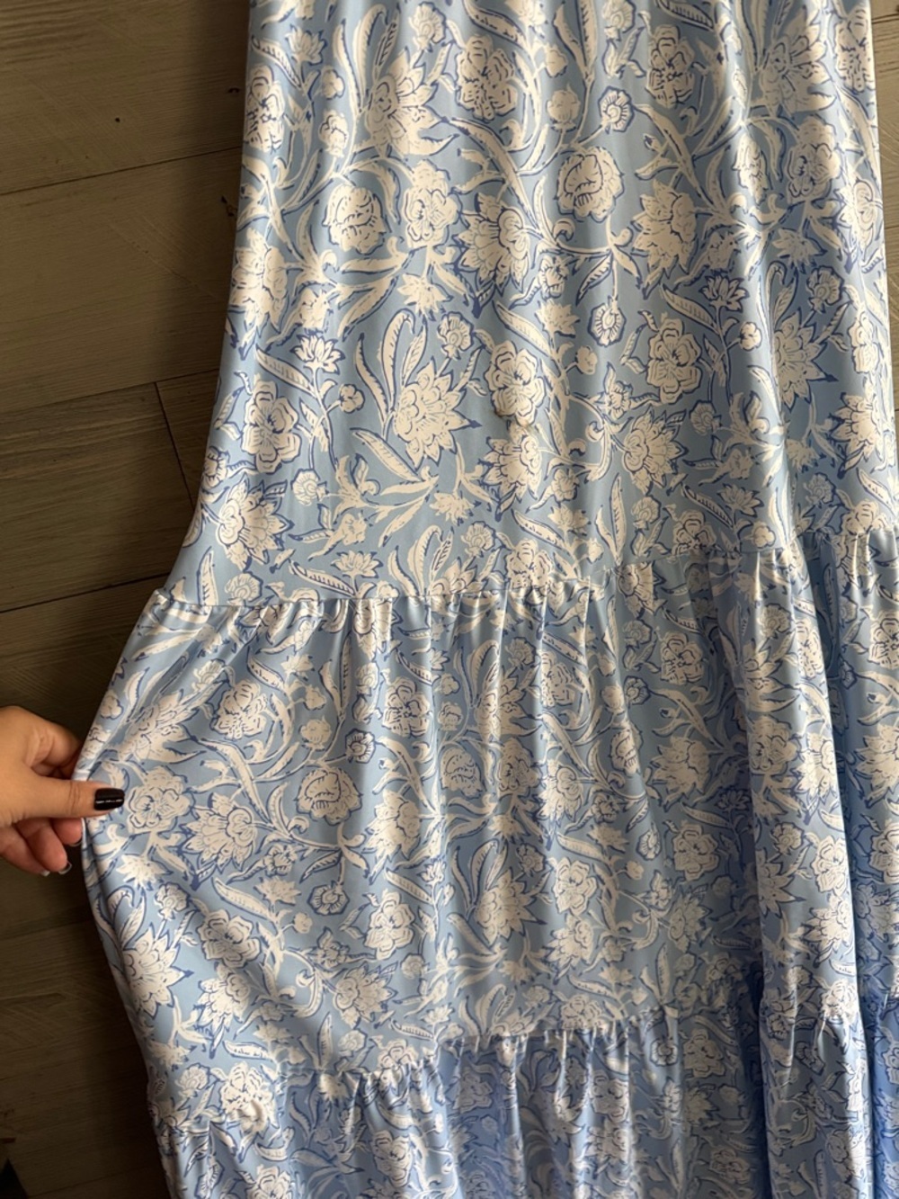Light Blue Floral Maxi Dress with Square Neckline and Flutter Sleeves - Picture 5 of 8